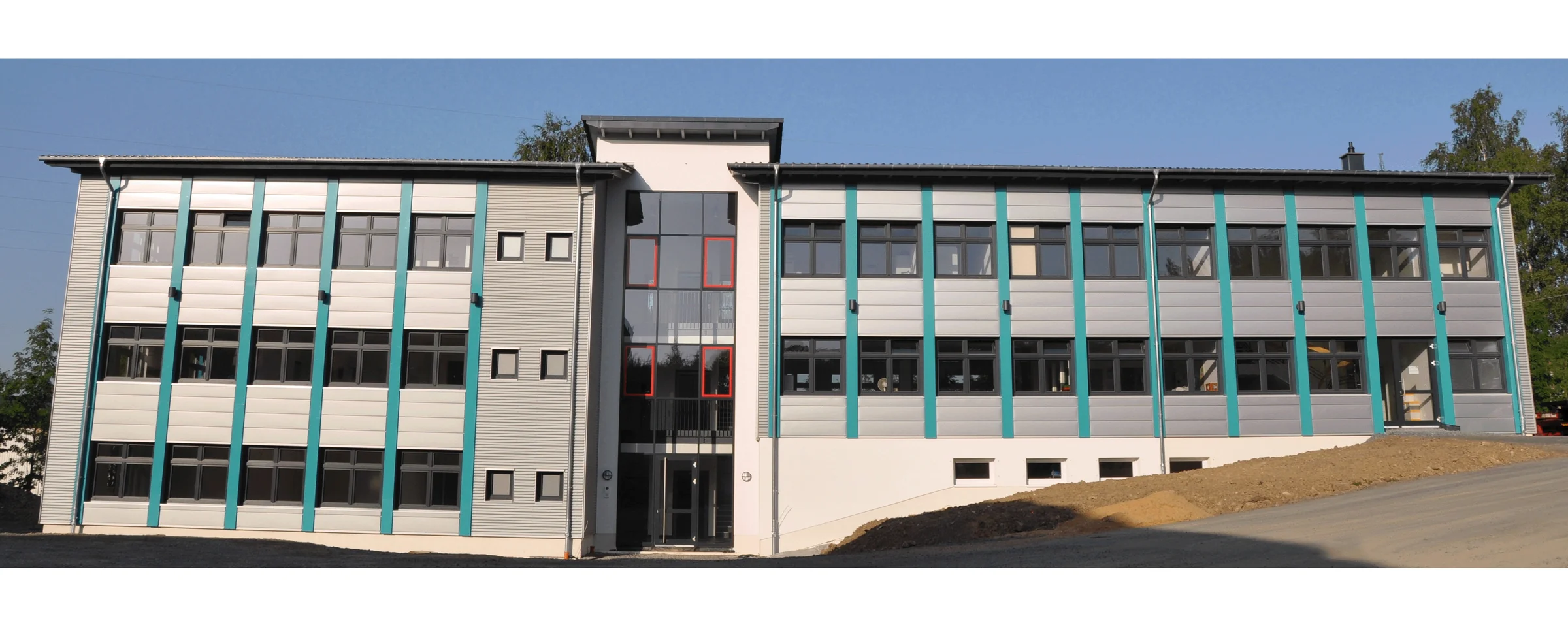 Hallenneubau und Büroanbau Gruber Kreuztal - Kredenbach