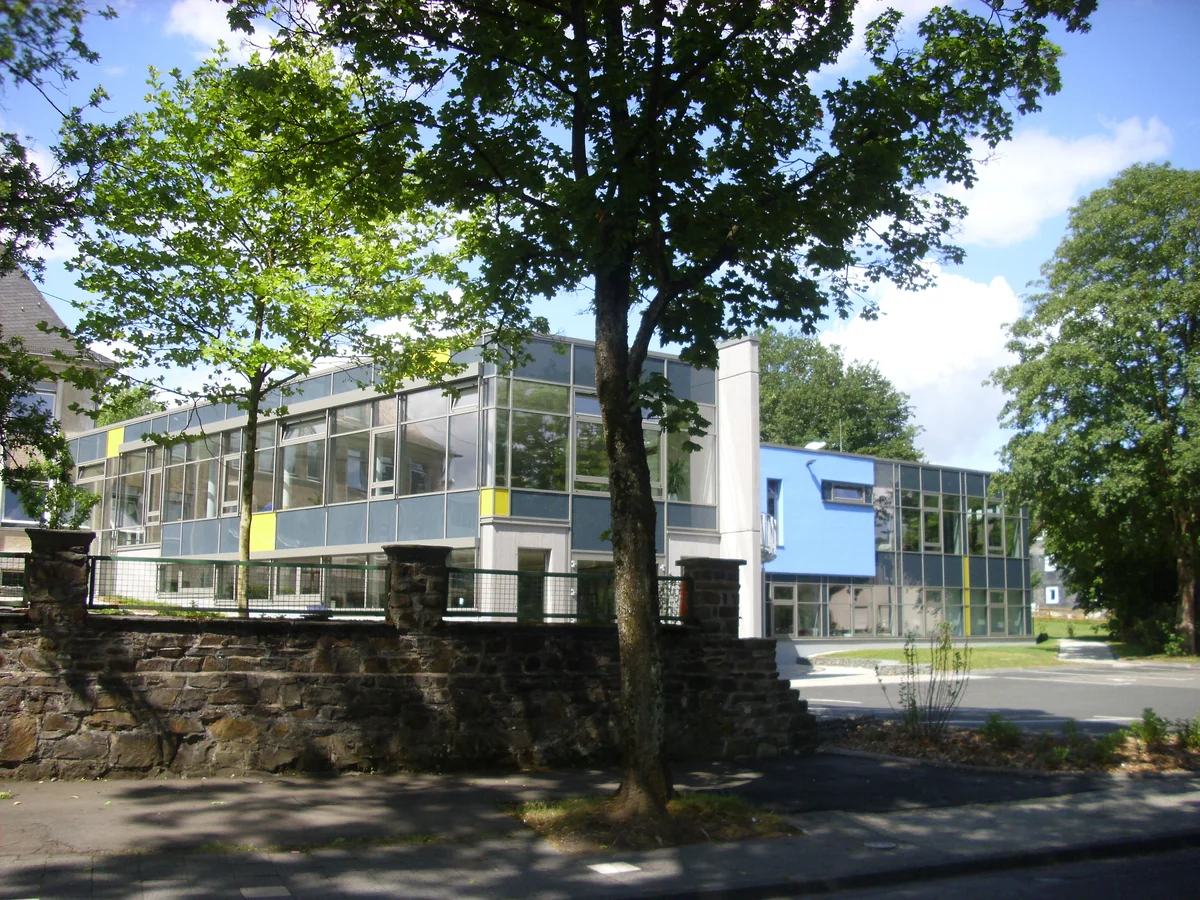 Erweiterung Hauptschule Eichen zur Ganztagsschule — Bild 1
