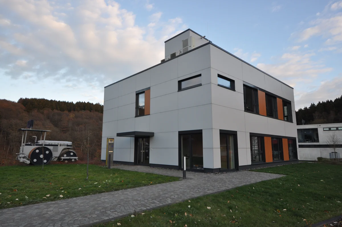 Büroneubau Fa. Heinrich Weber — Bild 11