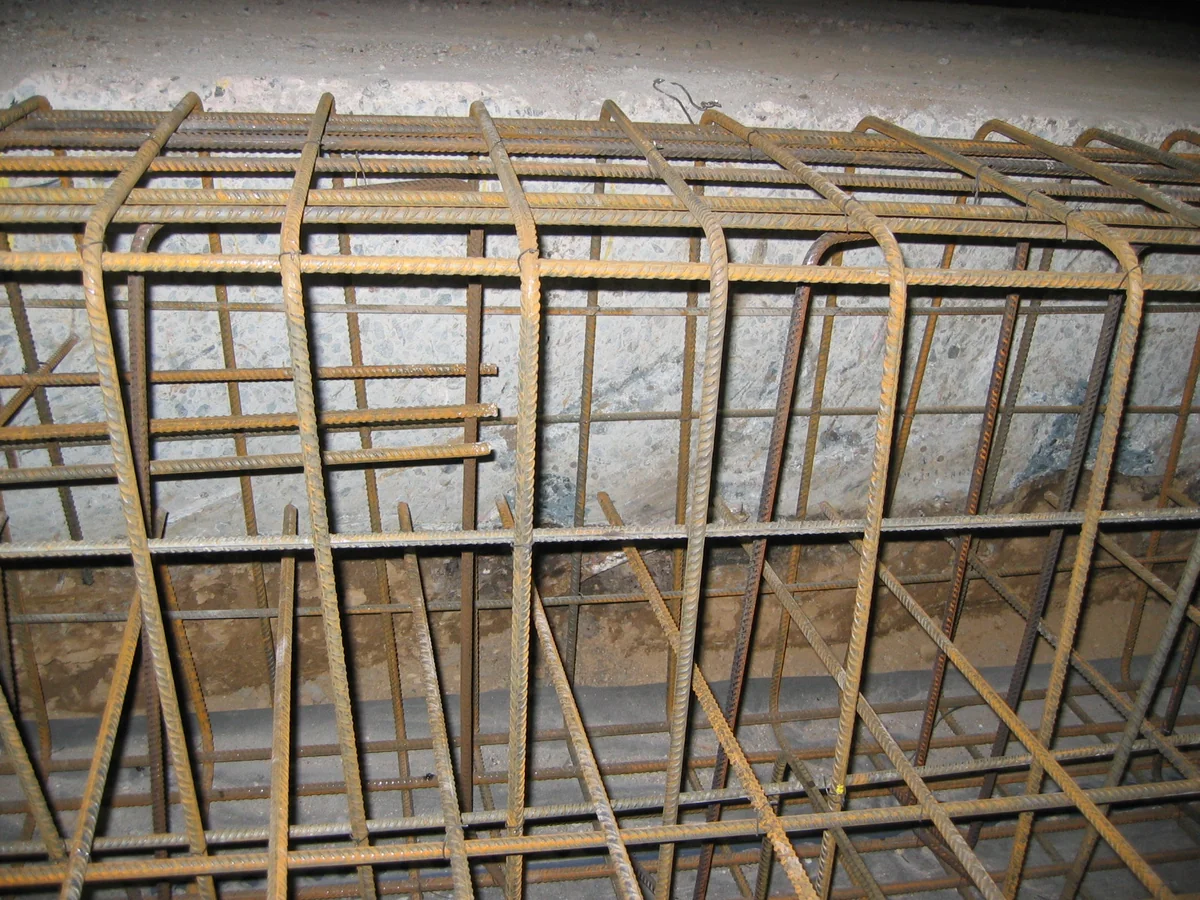 Fundament Reinigungsmaschine GP GmbH — Bild 2